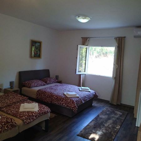 Studio And Winery Kalimut Virpazar Luaran gambar
