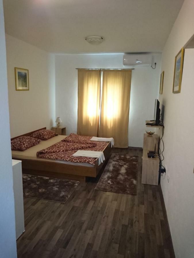 Studio And Winery Kalimut Virpazar Luaran gambar